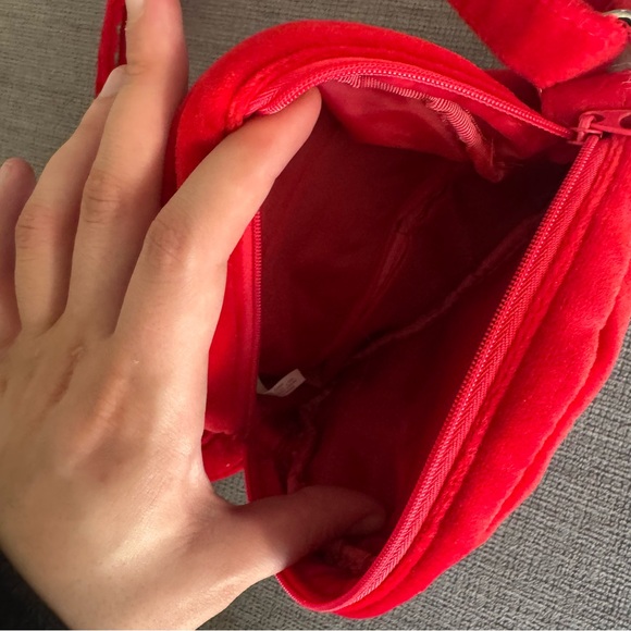 Red Hello Kitty Mini Shoulder Bag - Picture 3 of 4